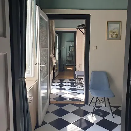 Astoria Downtown Apartment