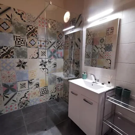 Astoria Downtown Apartamento *